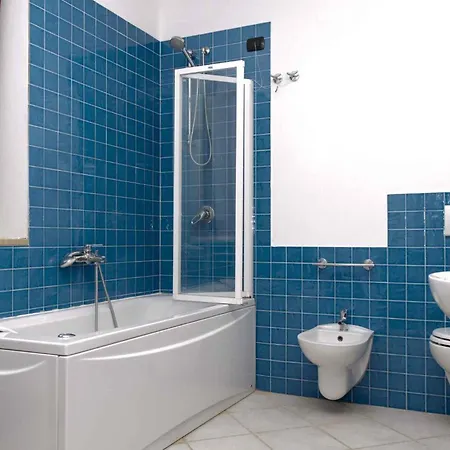 House And Apts In 27113 * Alghero