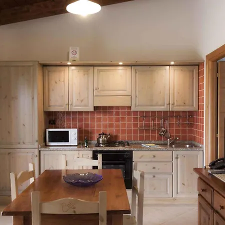 House And Apts In 27113 Alghero