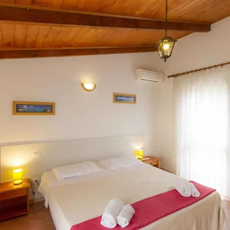 House And Apts In 27113 Apartment Alghero