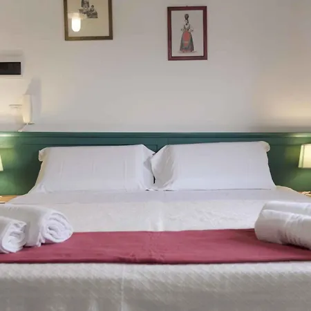 House And Apts In 27113 * Alghero