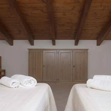 House And Apts In 27113 Appartement