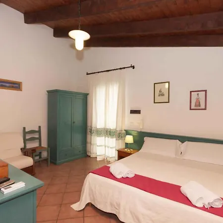 Appartement House And Apts In 27113